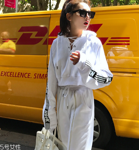 運(yùn)動(dòng)褲上的帶子怎么系？時(shí)下最火的運(yùn)動(dòng)風(fēng)