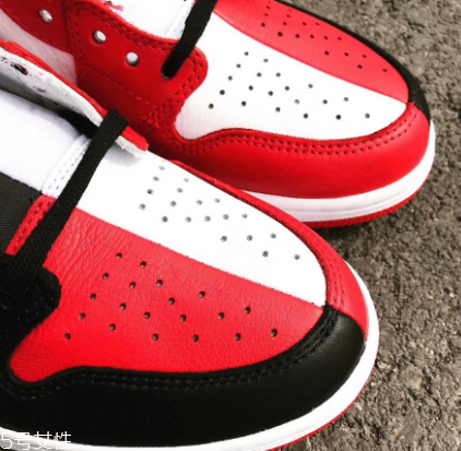 aj 1 homage to home禁穿芝加哥陰陽配色貨量有多少？