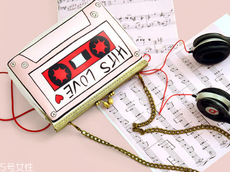 2022春夏包包流行趨勢？這些款式不能沒有