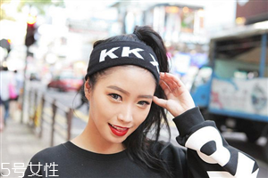 韓國發(fā)帶怎么帶好看 韓國發(fā)帶的系法圖解 韓國發(fā)帶怎么帶好看 韓國發(fā)帶的系法圖解