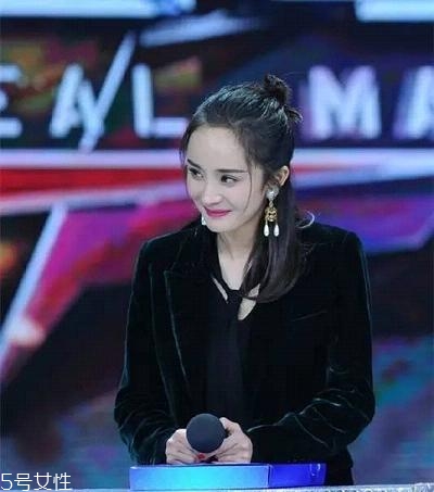 各式丸子頭扎法 一根皮筋搞定丸子頭 各式丸子頭扎法 一根皮筋搞定丸子頭