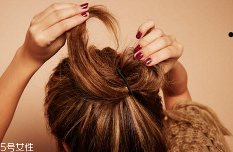 各式丸子頭扎法 一根皮筋搞定丸子頭 各式丸子頭扎法 一根皮筋搞定丸子頭