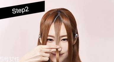 八字劉海怎么弄才好看 可愛(ài)軟萌的小女孩發(fā)型綁扎方法 八字劉海怎么弄才好看 可愛(ài)軟萌的小女孩發(fā)型綁扎方法