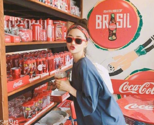 韓國發(fā)帶怎么帶好看 韓國發(fā)帶的系法圖解 韓國發(fā)帶怎么帶好看 韓國發(fā)帶的系法圖解