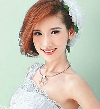 韓式女生短發(fā)扎法教程 百變發(fā)型扎法 韓式女生短發(fā)扎法教程 百變發(fā)型扎法