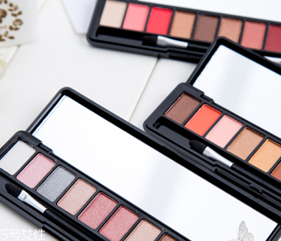 哪個(gè)牌子的眼影好用 讓你的眼睛更深邃有神 哪個(gè)牌子的眼影好用 讓你的眼睛更深邃有神