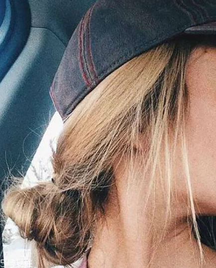 棒球帽怎么搭配衣服？素顏也能hold住