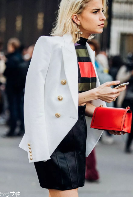 怎么選擇適合自己的裙子？清楚認(rèn)識自己的身材