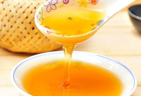 枸杞蜜是什么顏色 蜜色呈琥珀色 枸杞蜜是什么顏色 蜜色呈琥珀色