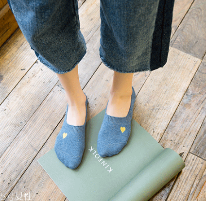 襪子起靜電怎么辦？靜電這樣去除