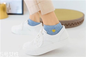 襪子染色了怎么去除？襪子染上顏色這樣洗