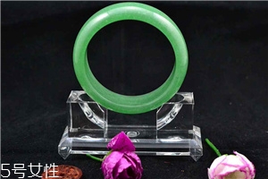 玉手鐲尺寸怎么選？輕松選出合適尺寸