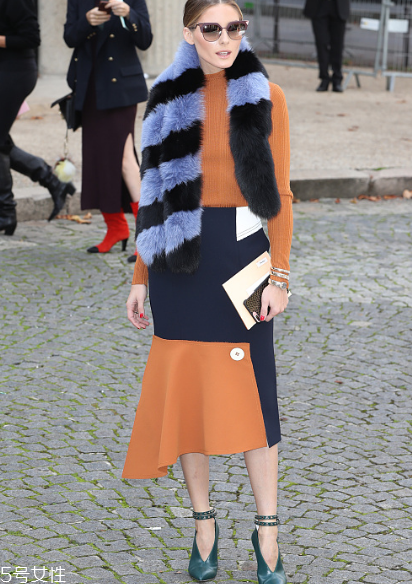 魚尾裙配什么上衣好看？化身性感美人魚