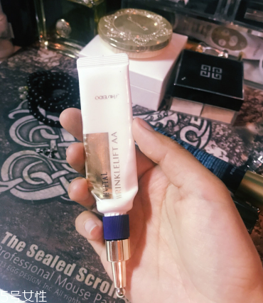 悅薇眼霜和pola眼霜哪個(gè)好 好用的日系眼霜對(duì)比 悅薇眼霜和pola眼霜哪個(gè)好 好用的日系眼霜對(duì)比