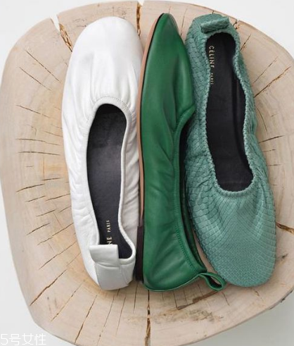 芭蕾舞鞋怎么搭配？這樣穿顯瘦又時髦