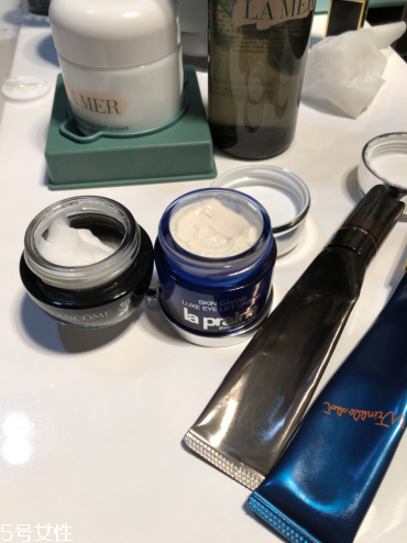 怡麗絲爾抗皺眼霜和pola抗皺眼霜哪個好 眼部抗皺小熨斗 怡麗絲爾抗皺眼霜和pola抗皺眼霜哪個好 眼部抗皺小熨斗