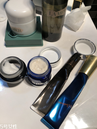 怡麗絲爾抗皺眼霜和pola抗皺眼霜哪個好 眼部抗皺小熨斗 怡麗絲爾抗皺眼霜和pola抗皺眼霜哪個好 眼部抗皺小熨斗