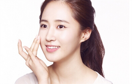 橄欖油擦臉會(huì)變黑嗎 護(hù)膚小貼士 橄欖油擦臉會(huì)變黑嗎 護(hù)膚小貼士