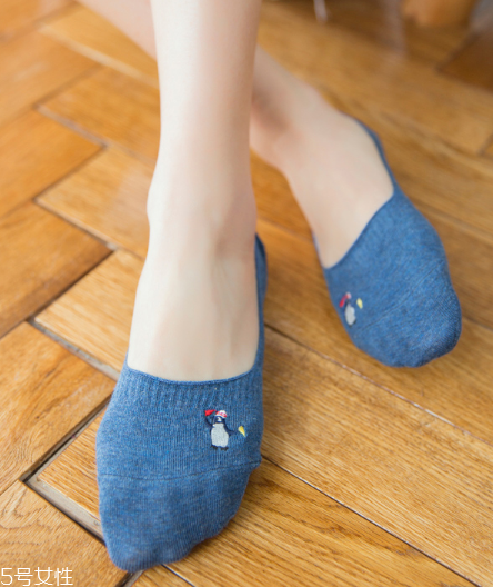 襪子上的膠怎么去除？教你幾招去除膠漬