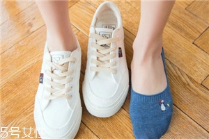 襪子上的掛鉤有什么用？大多數(shù)人都不知道