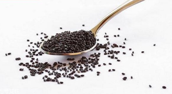 胡麻仁的功效與作用 胡麻仁怎么吃好 胡麻仁的功效與作用 胡麻仁怎么吃好