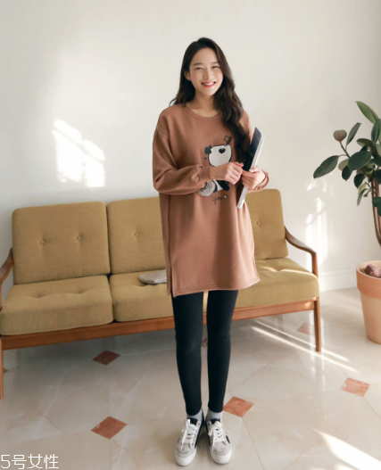 長(zhǎng)袖t恤怎么搭配？屬于你的最佳出門穿搭