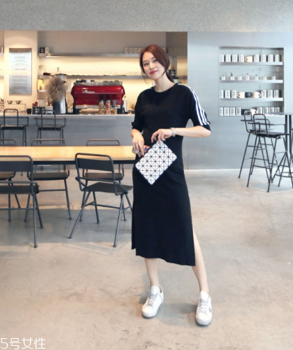 連衣裙搭配什么鞋子好看？處處散發(fā)迷人氣質(zhì)