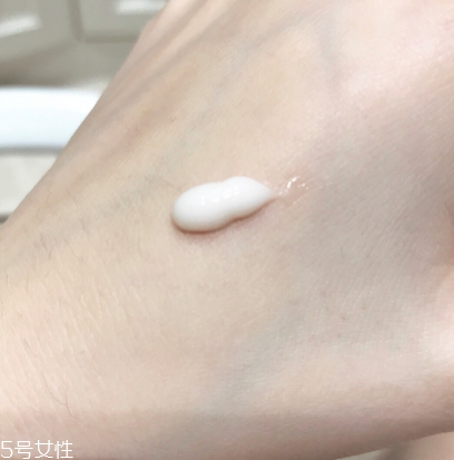 怡麗絲爾抗皺精華眼霜怎么樣 平價pola抗皺替代 怡麗絲爾抗皺精華眼霜怎么樣 平價pola抗皺替代