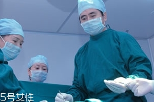 麻藥入眼了怎么辦？需慎重處理