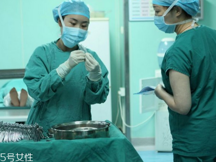 麻藥入眼了怎么辦？需慎重處理