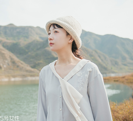 文藝范女生怎么穿搭？和你的青春敘敘舊