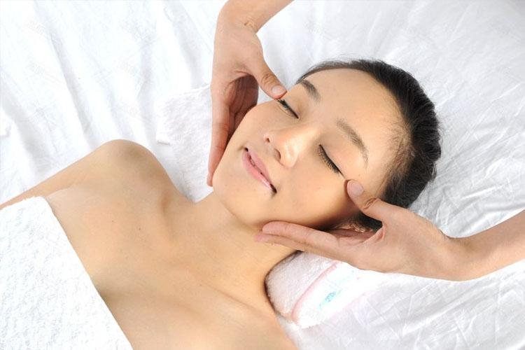 導(dǎo)入儀可以天天用嗎 和護膚品一樣用 導(dǎo)入儀可以天天用嗎 和護膚品一樣用