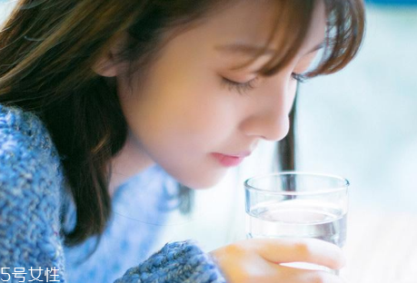 睫毛增長液的主要成份是什么 眼睫毛這樣變長變密 睫毛增長液的主要成份是什么 眼睫毛這樣變長變密