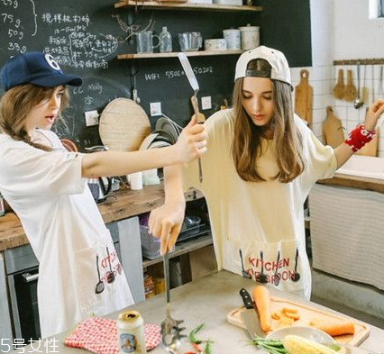 t恤太長(zhǎng)了怎么辦？t恤可以改短