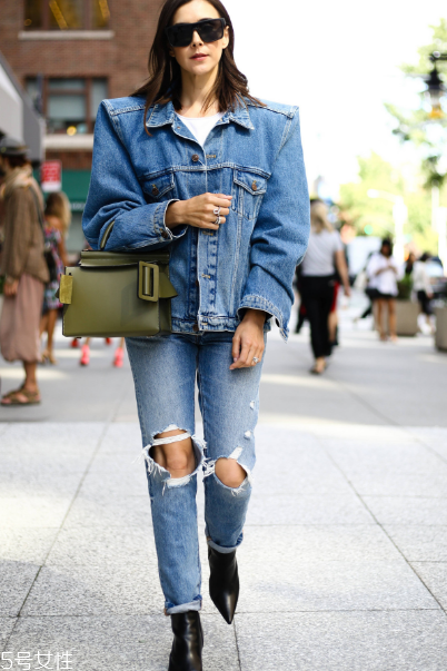 牛仔夾克怎么搭配？照著穿你就贏了