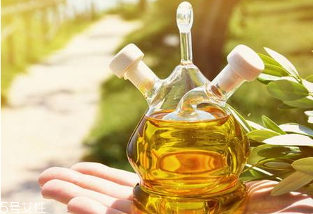 核桃油可以擦臉嗎 可以作為基礎護膚油