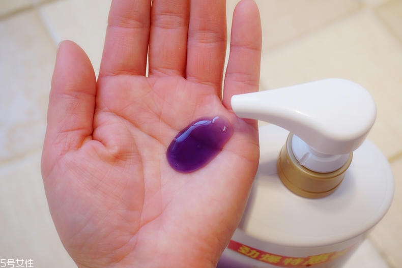 力士幽蓮魅膚沐浴露能洗臉嗎？弱酸性很溫和