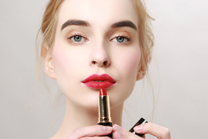 澳蘭黛是哪個(gè)國(guó)家的？澳蘭黛是國(guó)產(chǎn)的嗎？