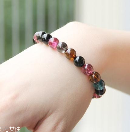 碧璽手鏈戴哪只手？碧璽佩戴有講究