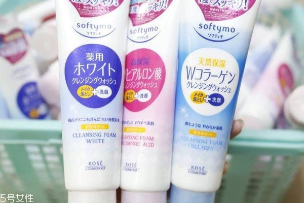 干皮適用的潔面產(chǎn)品 干皮清潔的注意要點 干皮適用的潔面產(chǎn)品 干皮清潔的注意要點