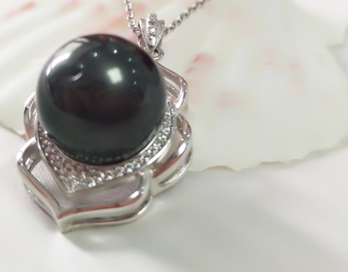 南洋金珠和大溪地黑珍珠哪個(gè)好？