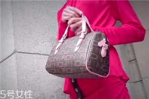 2022年流行什么手提包？盤點(diǎn)今年最火的手提包