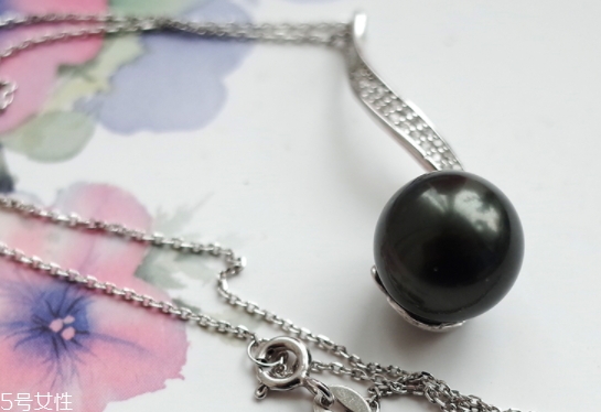 大溪地黑珍珠什么顏色最好？不同顏色大溪地黑珍珠等級(jí)