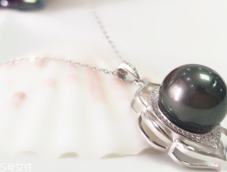 大溪地黑珍珠多少錢(qián)一顆？