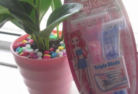 刮毛刀能帶上飛機(jī)嗎？