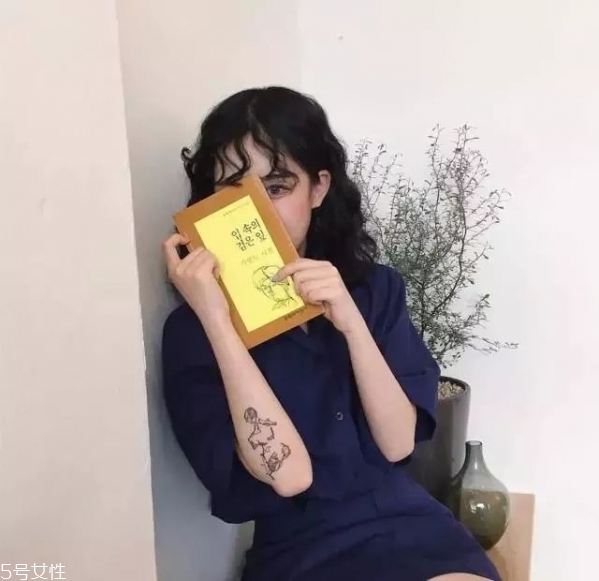 泡面頭適合什么臉型 2022泡面頭發(fā)型圖片 泡面頭適合什么臉型 2022泡面頭發(fā)型圖片