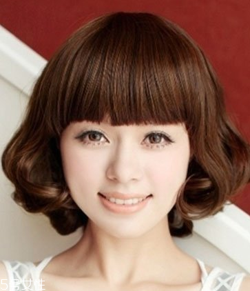 2022年流行短發(fā)還是長發(fā) 臉大的女生適合這些發(fā)型 2022年流行短發(fā)還是長發(fā) 臉大的女生適合這些發(fā)型