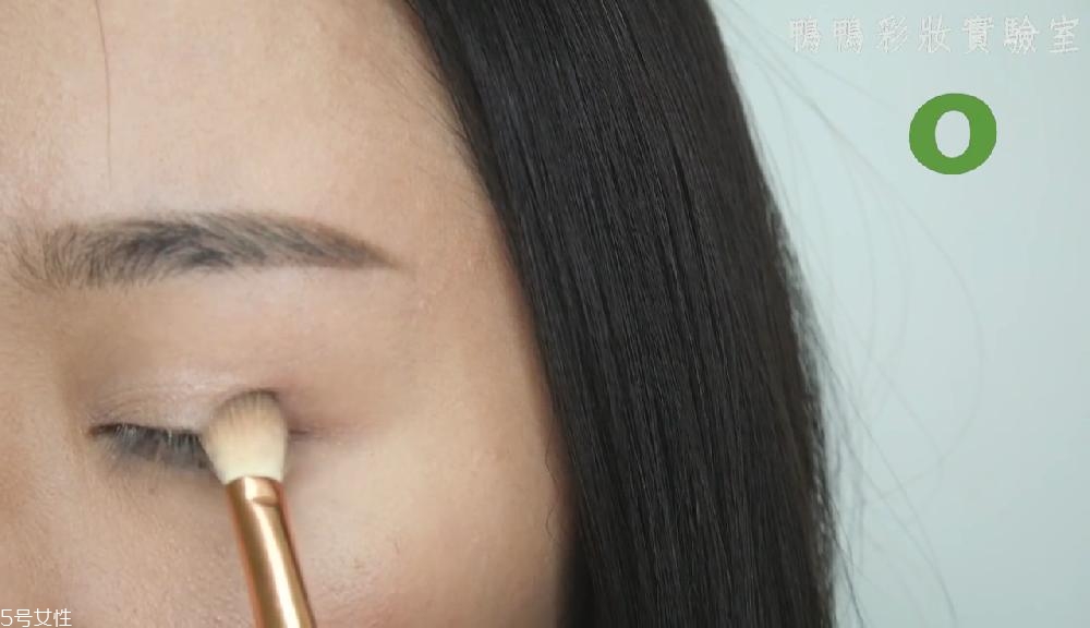 漸層眼影的畫法圖片 漸層眼影怎么畫 漸層眼影的畫法圖片 漸層眼影怎么畫