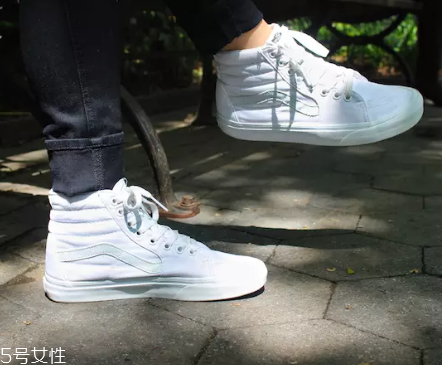 小白鞋洗了變黃怎么辦？小白鞋越洗越黃補(bǔ)救方法