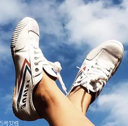 小白鞋淋雨怎么處理？小白鞋淋雨后保養(yǎng)方法